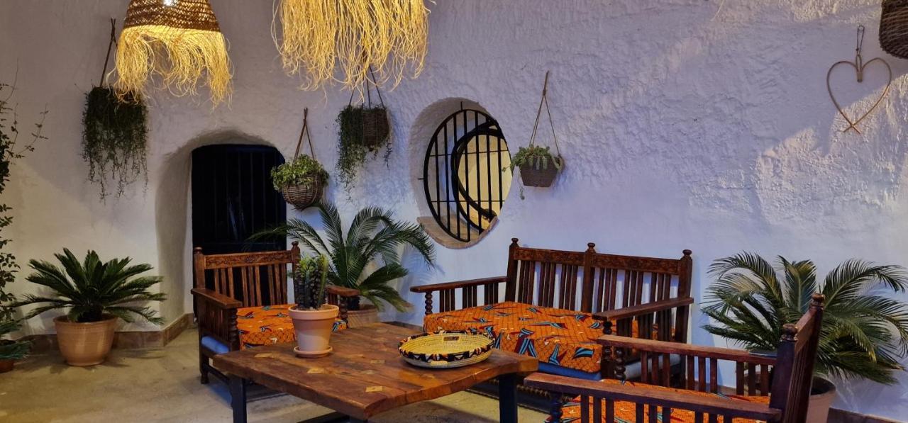 Villa Cueva De La Higuera Guadix Exterior foto